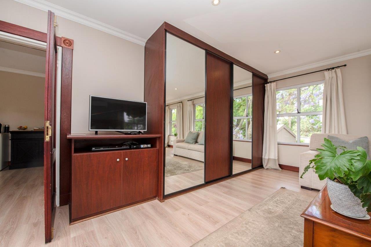 Wild Olive Executive Suite Johannesburg Bagian luar foto